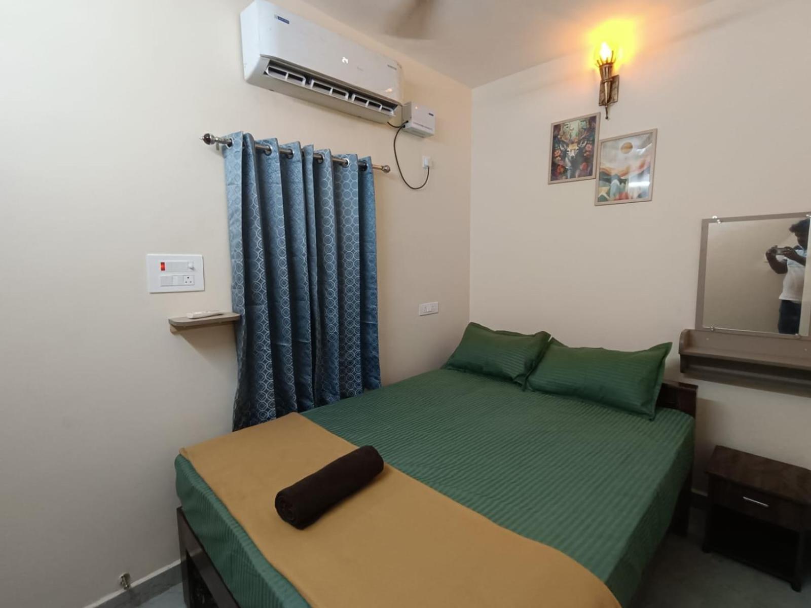 Omkara - The Fives Guest House Tiruvannāmalai 외부 사진
